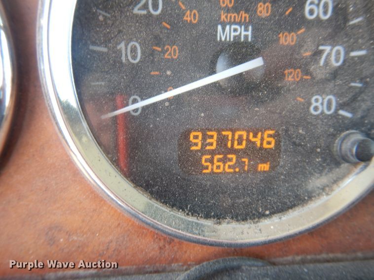 image for item HB9013 2007 Peterbilt 386  semi truck