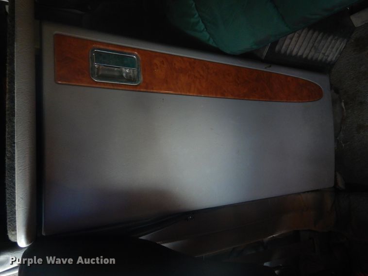 image for item HB9013 2007 Peterbilt 386  semi truck