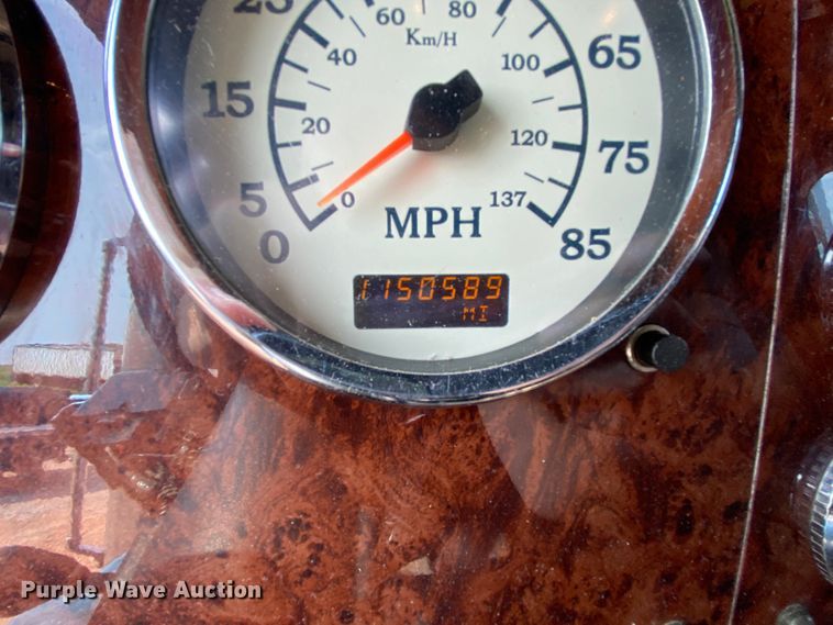 image for item HE9750 2007 International 9900ix  semi truck