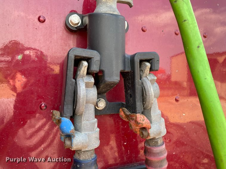 image for item HE9750 2007 International 9900ix  semi truck