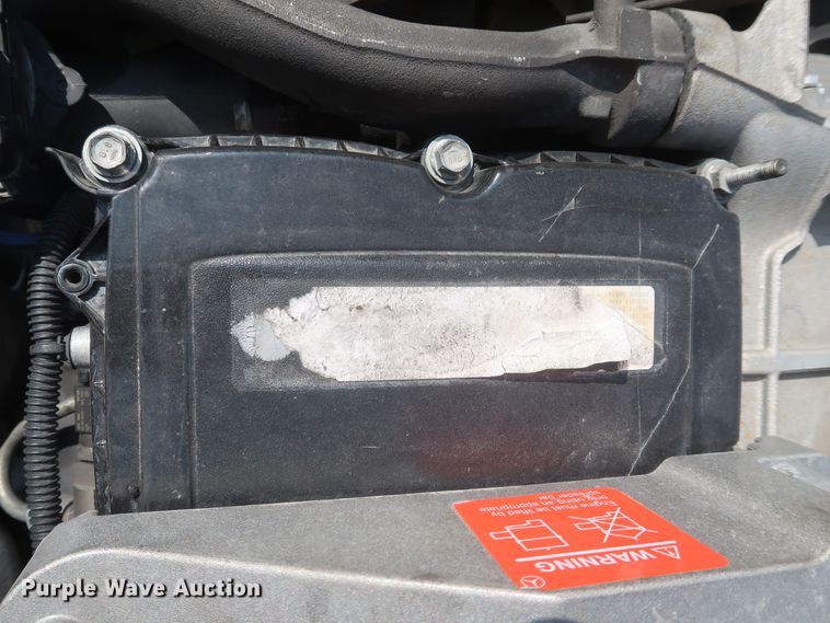 image for item HJ9352 2016 Freightliner Cascadia 125  semi truck