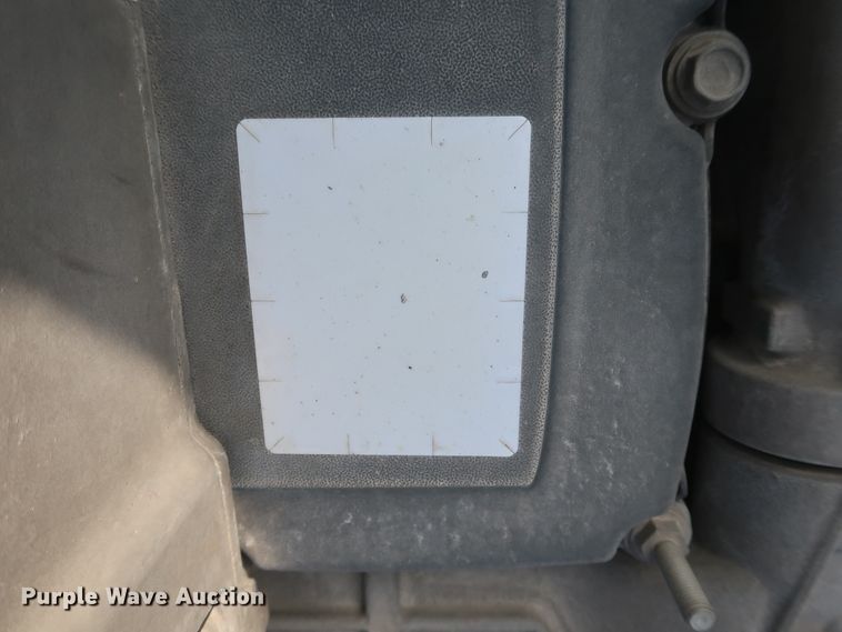 image for item HJ9354 2016 Freightliner Cascadia 125  semi truck