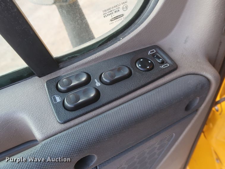 image for item HJ9356 2016 Freightliner Cascadia 125  semi truck