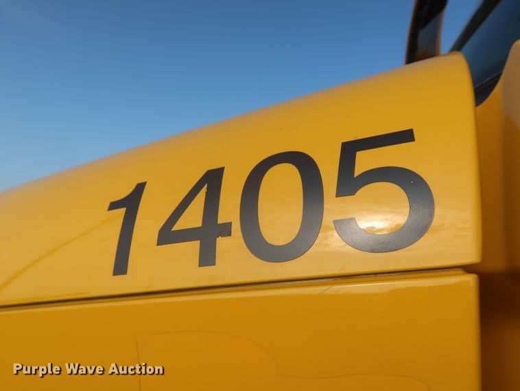 image for item HJ9356 2016 Freightliner Cascadia 125  semi truck