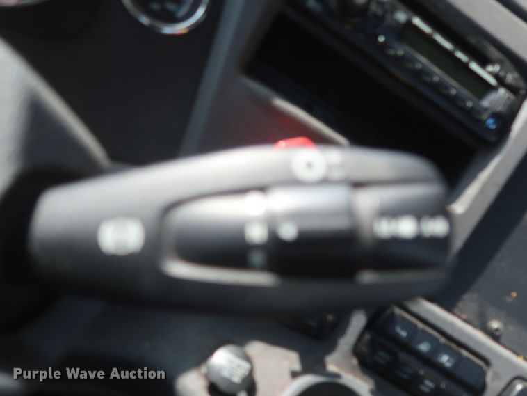 image for item HJ9357 2017 Freightliner Cascadia 125  semi truck