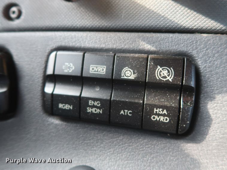 image for item HJ9358 2018 Freightliner Cascadia 125  semi truck