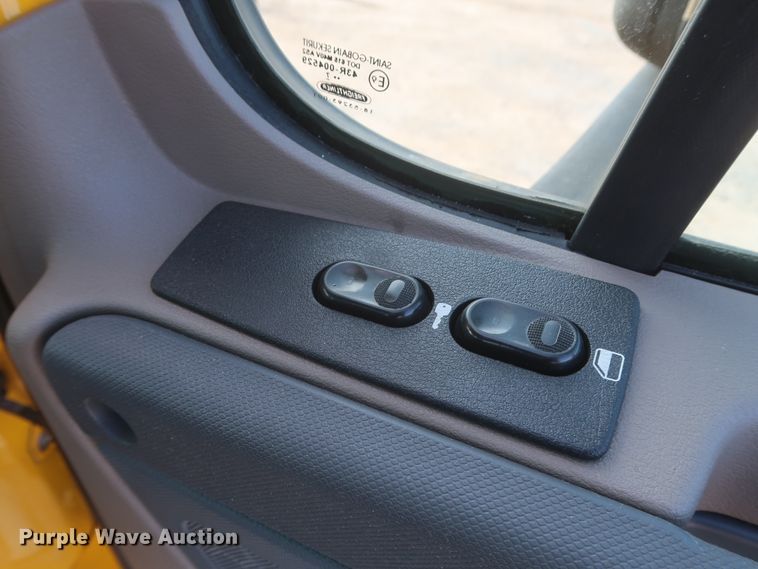 image for item HJ9358 2018 Freightliner Cascadia 125  semi truck