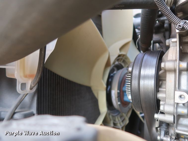 image for item HJ9358 2018 Freightliner Cascadia 125  semi truck