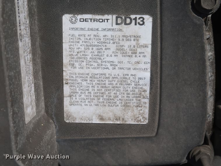 image for item HJ9359 2018 Freightliner Cascadia 125  semi truck