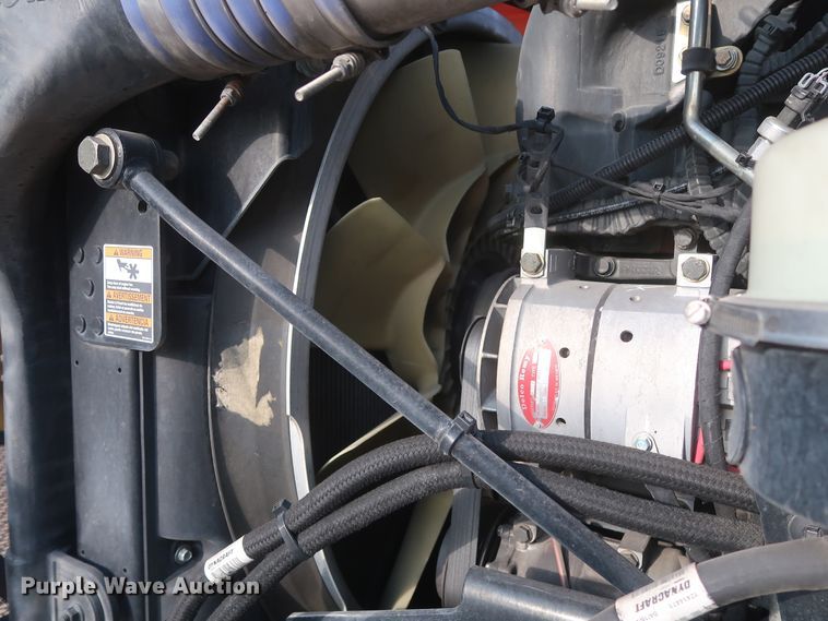 image for item HJ9361 2016 Peterbilt 579  semi truck