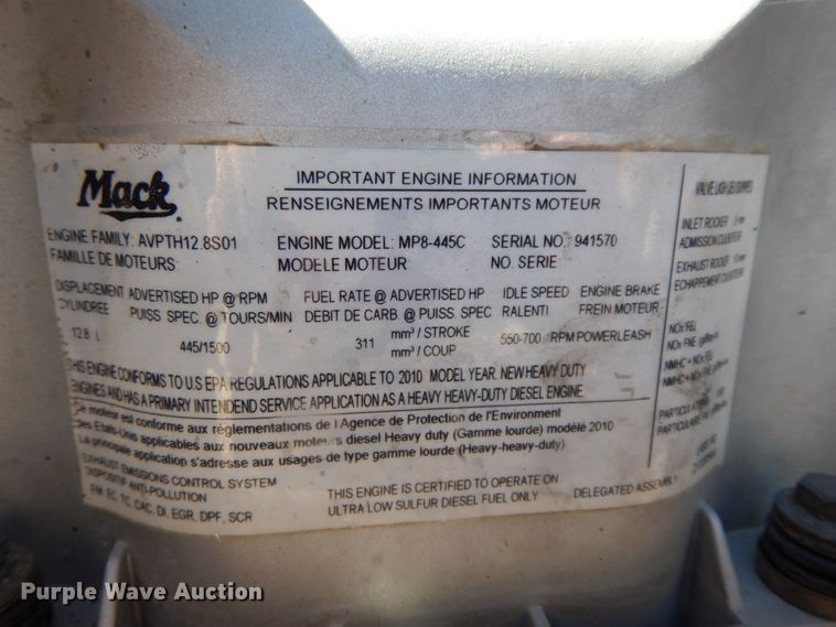 image for item HJ9614 2011 Mack CXU613  semi truck