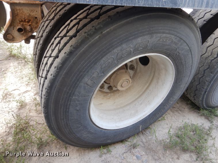 image for item HP9775 1994 Corn Belt S-422 bottom dump trailer