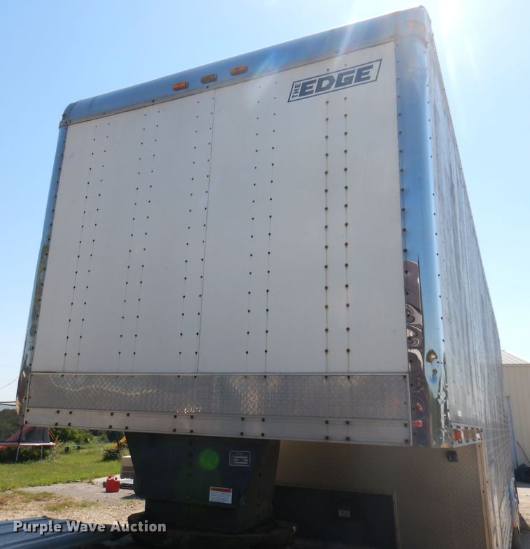 image for item HV9778 1999 Haulmark GF840EG5-102 enclosed cargo trailer