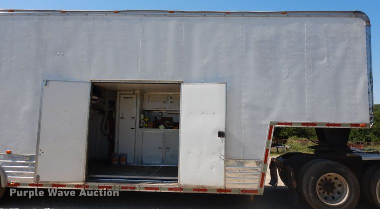 image for item HV9778 1999 Haulmark GF840EG5-102 enclosed cargo trailer
