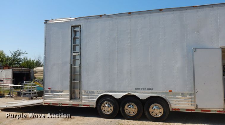 image for item HV9778 1999 Haulmark GF840EG5-102 enclosed cargo trailer
