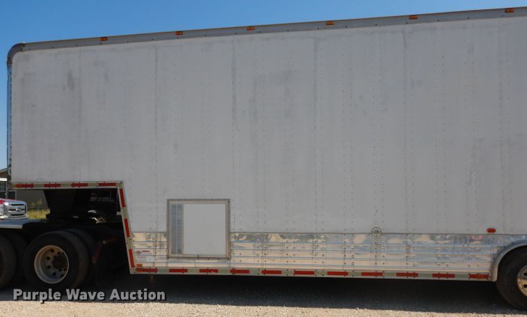 image for item HV9778 1999 Haulmark GF840EG5-102 enclosed cargo trailer