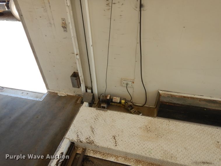 image for item HV9778 1999 Haulmark GF840EG5-102 enclosed cargo trailer