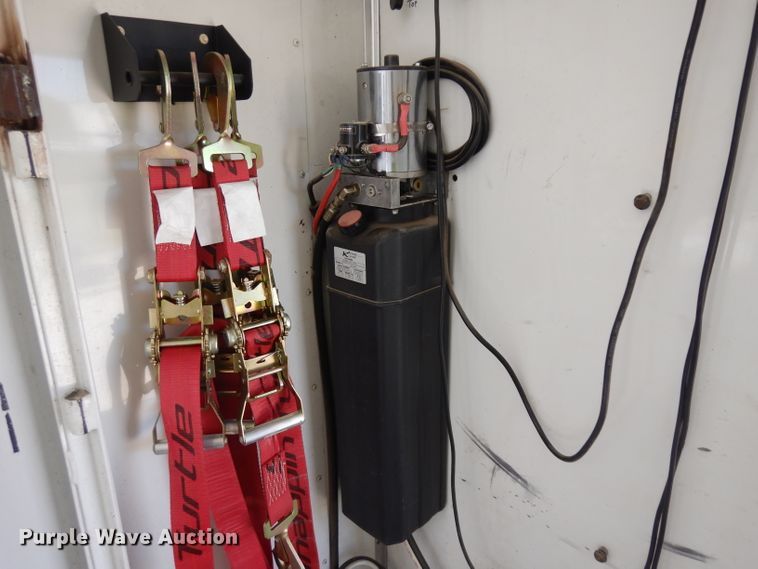 image for item HV9778 1999 Haulmark GF840EG5-102 enclosed cargo trailer