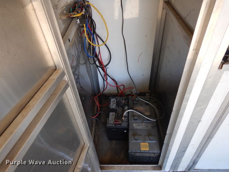 image for item HV9778 1999 Haulmark GF840EG5-102 enclosed cargo trailer