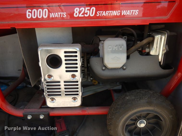 image for item HV9778 1999 Haulmark GF840EG5-102 enclosed cargo trailer