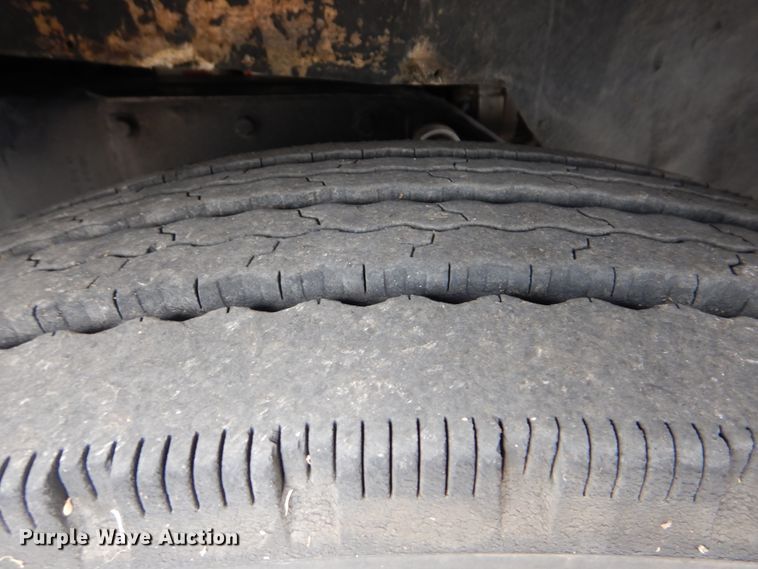 image for item HY9488 1986 Kenworth W900B  semi truck