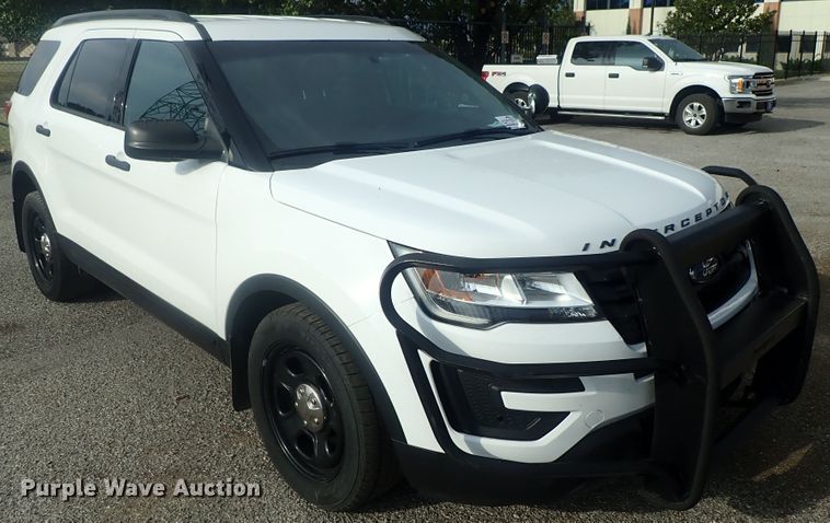 image for item DE0669 2017 Ford Explorer Police Interceptor  SUV