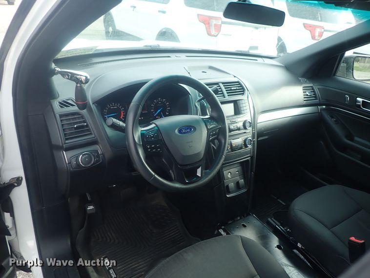 image for item DE0670 2016 Ford Explorer Police Interceptor  SUV
