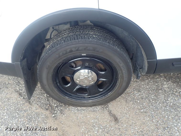 image for item DE0670 2016 Ford Explorer Police Interceptor  SUV