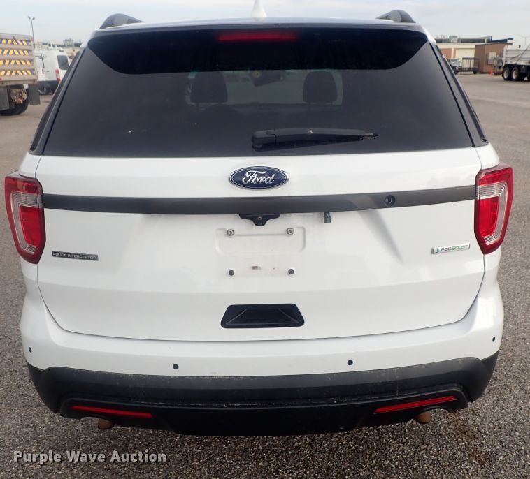 image for item DE0672 2017 Ford Explorer Police Interceptor  SUV