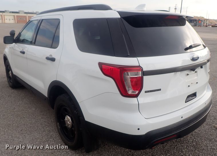 image for item DE0672 2017 Ford Explorer Police Interceptor  SUV