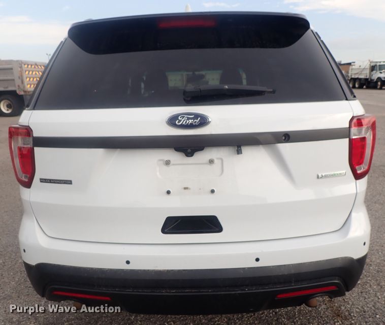 image for item DE0672 2017 Ford Explorer Police Interceptor  SUV