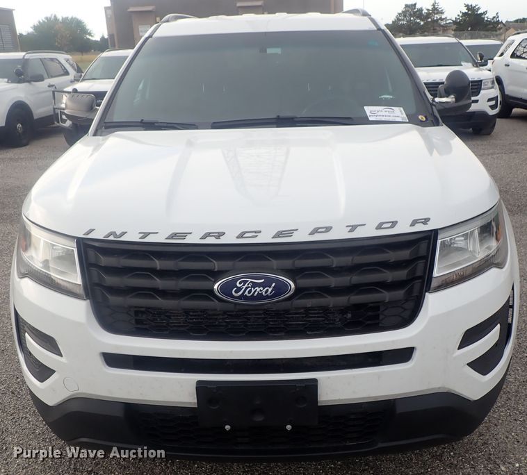 image for item DE0673 2017 Ford Explorer Police Interceptor  SUV