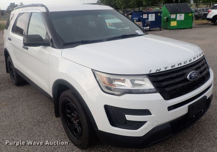 image for item DE0673 2017 Ford Explorer Police Interceptor  SUV