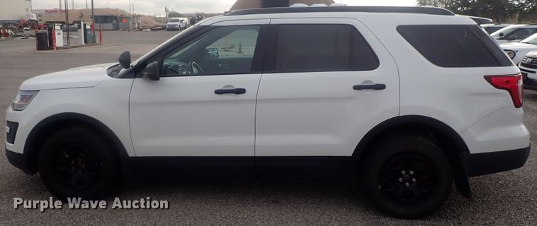 image for item DE0673 2017 Ford Explorer Police Interceptor  SUV