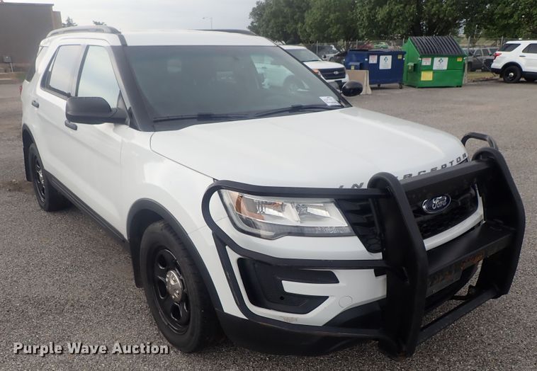 image for item DE0674 2017 Ford Explorer Police Interceptor  SUV