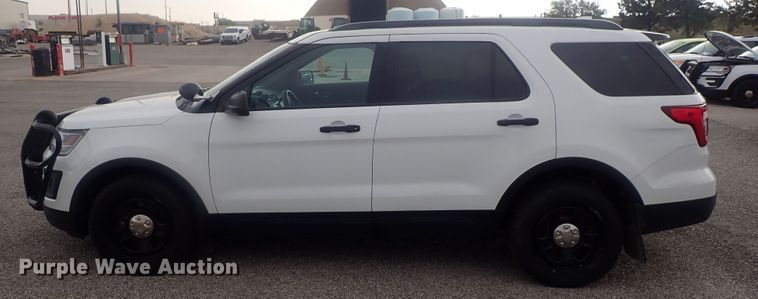 image for item DE0674 2017 Ford Explorer Police Interceptor  SUV