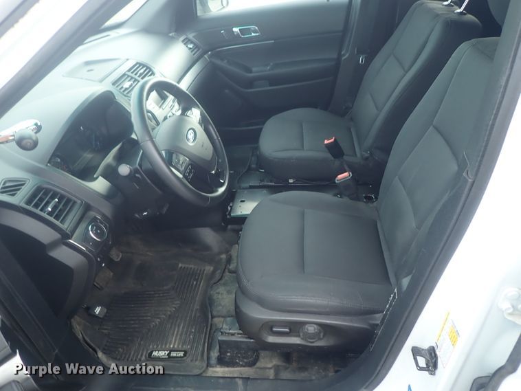 image for item DE0674 2017 Ford Explorer Police Interceptor  SUV