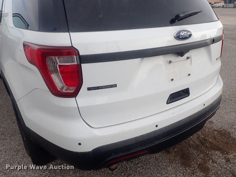 image for item DE0674 2017 Ford Explorer Police Interceptor  SUV