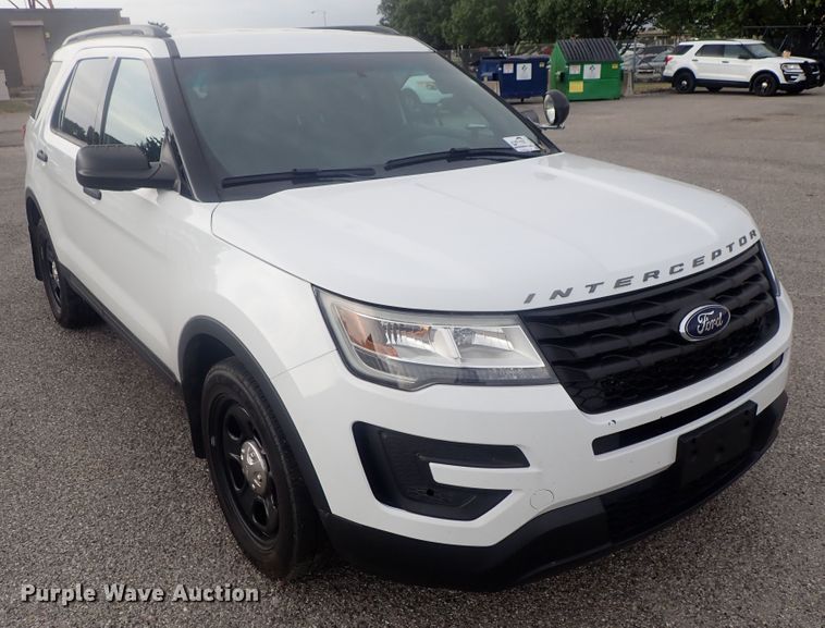 image for item DE0675 2016 Ford Explorer Police Interceptor  SUV
