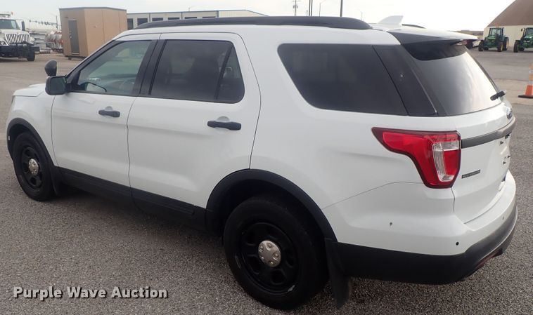 image for item DE0675 2016 Ford Explorer Police Interceptor  SUV