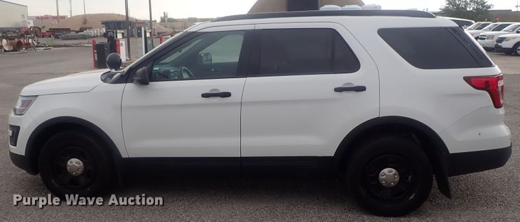 image for item DE0675 2016 Ford Explorer Police Interceptor  SUV