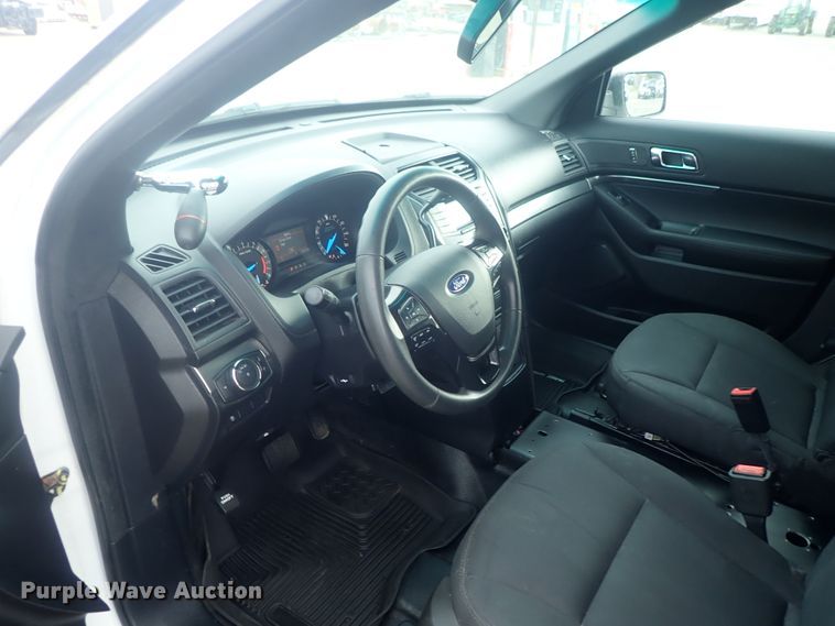 image for item DE0675 2016 Ford Explorer Police Interceptor  SUV