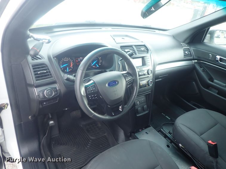 image for item DE0675 2016 Ford Explorer Police Interceptor  SUV