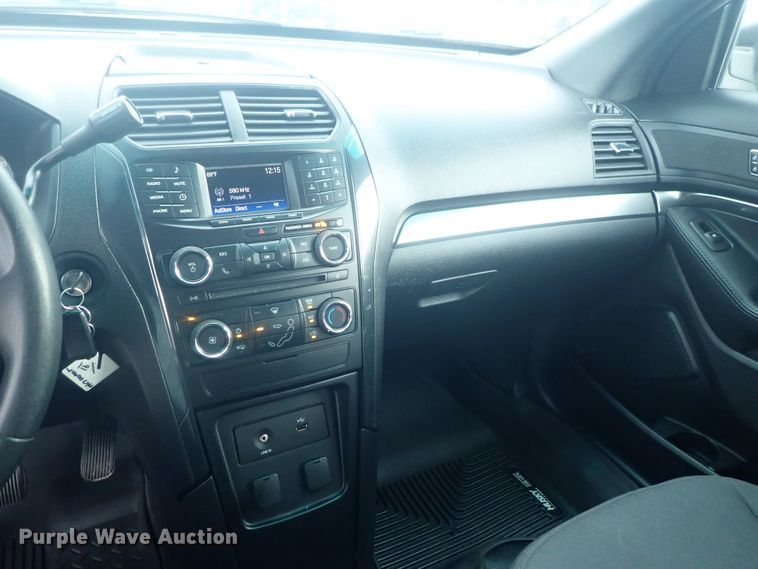 image for item DE0675 2016 Ford Explorer Police Interceptor  SUV