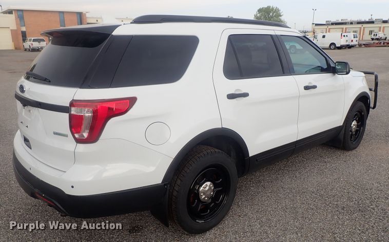 image for item DE0676 2017 Ford Explorer Police Interceptor  SUV