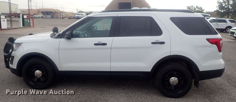 image for item DE0676 2017 Ford Explorer Police Interceptor  SUV