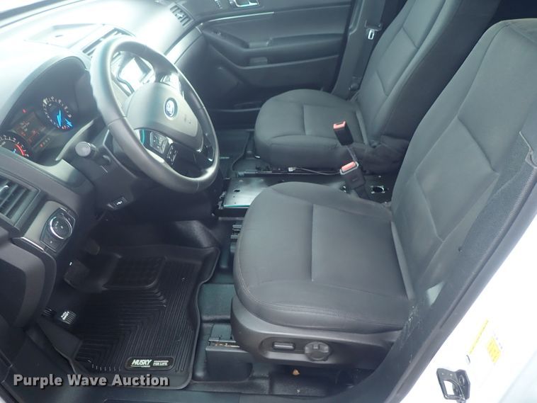 image for item DE0676 2017 Ford Explorer Police Interceptor  SUV