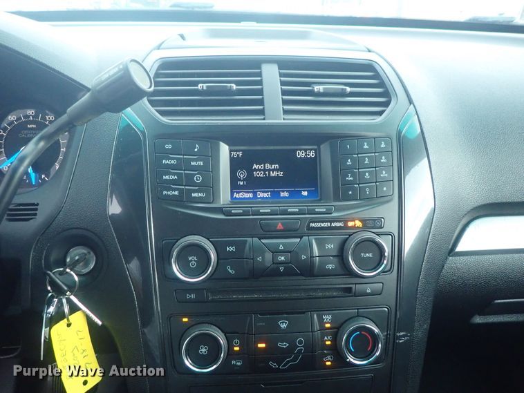 image for item DE0676 2017 Ford Explorer Police Interceptor  SUV