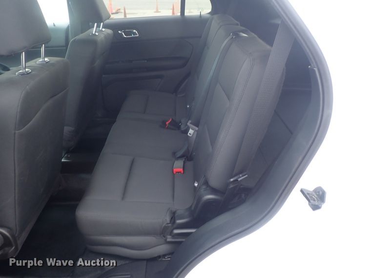 image for item DE0676 2017 Ford Explorer Police Interceptor  SUV