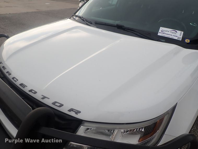 image for item DE0676 2017 Ford Explorer Police Interceptor  SUV